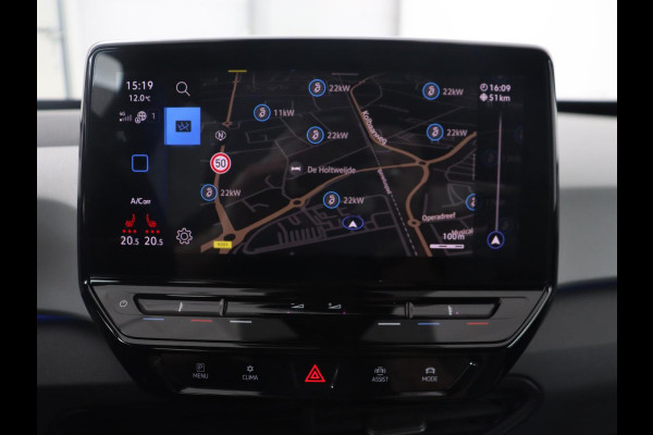 Volkswagen ID.3 First Plus 58 kWh | Stoel & stuurverwarming | Matrix LED | Adaptive cruise | Carplay | Sfeerverlichting | Camera | Navigatie | DAB | Keyless | Parkeerhulp | Climate control
