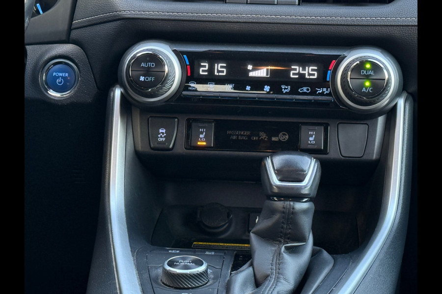 Toyota RAV4 2.5 Hybrid AWD Alcantara|Navi|Camera|Carplay|Dealer Onderhouden