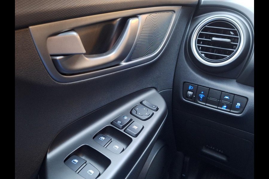 Hyundai Kona EV Comfort 64 kWh | SOH: 94,4% | 3 Fase | Warmtepomp | Navi | Adaptive CC | Climate | occasion