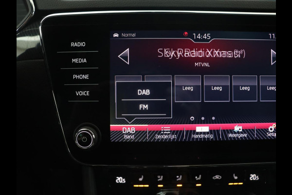 Škoda Superb 2.0 TSI 4x4 Sportline | Leder/Alcantara | Stoelverwarming | Camera | Carplay | Memory | Bi-Xenon | Navigatie | Sportstoelen | Parkeerhulp | Climate control | Bluetooth | Cruise control