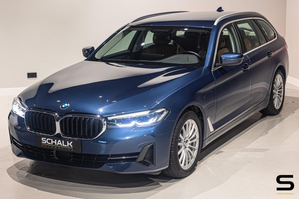BMW 5 Serie Touring 530e xDrive High Executive|Camera|Dealer