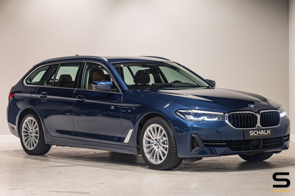 BMW 5 Serie Touring 530e xDrive High Executive|Camera|Dealer