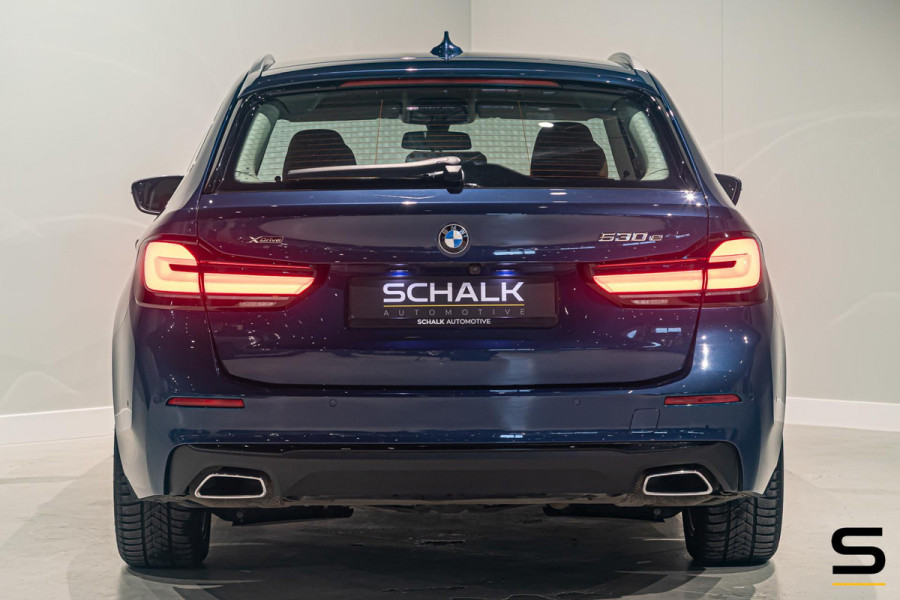 BMW 5 Serie Touring 530e xDrive High Executive|Camera|Dealer