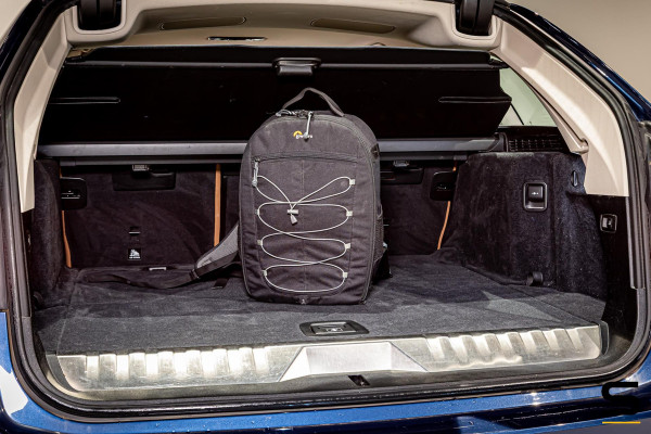 BMW 5 Serie Touring 530e xDrive High Executive|Camera|Dealer