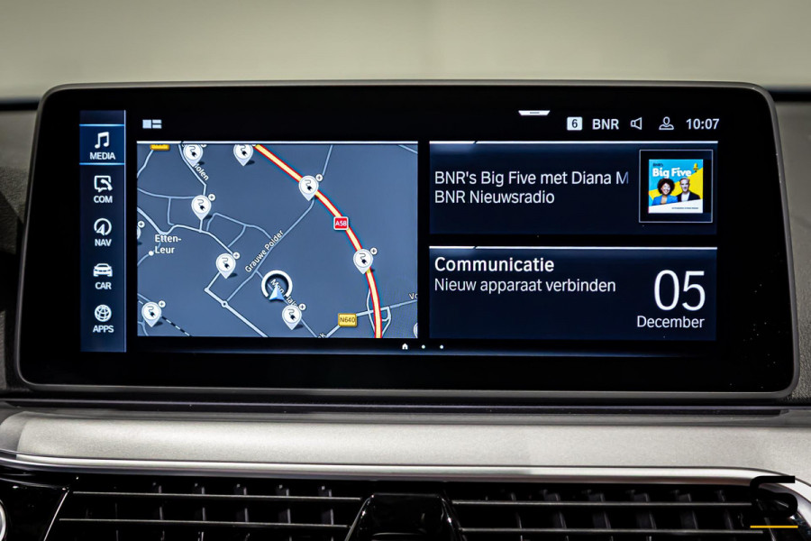 BMW 5 Serie Touring 530e xDrive High Executive|Camera|Dealer