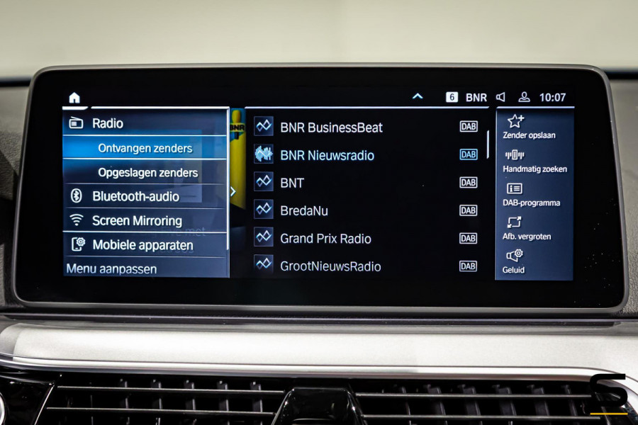 BMW 5 Serie Touring 530e xDrive High Executive|Camera|Dealer