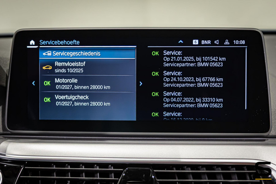 BMW 5 Serie Touring 530e xDrive High Executive|Camera|Dealer