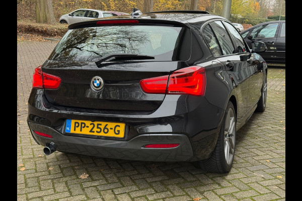 BMW 1-serie 118i Corporate Lease High Executive M Sport l Schuifdak l Volleder l Xenon l Grootbeeld Navi l VDOH l