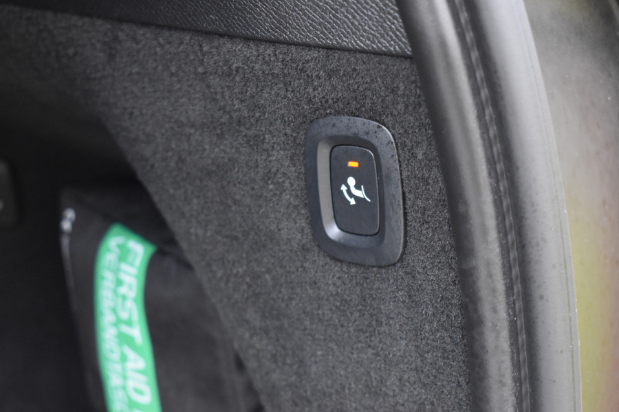 Volvo XC90 T8 AWD 390PK Plug-in Hybrid Inscription | Trekhaak | H&K | 360 Camera | ACC | 22"LMV | Stoelverwarming |