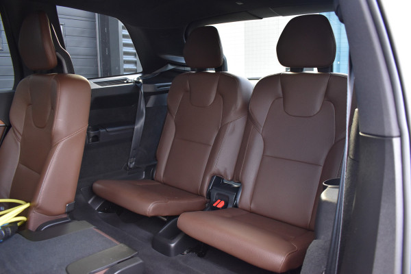 Volvo XC90 T8 AWD 390PK Plug-in Hybrid Inscription | Trekhaak | H&K | 360 Camera | ACC | 22"LMV | Stoelverwarming |