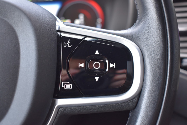 Volvo XC90 T8 AWD 390PK Plug-in Hybrid Inscription | Trekhaak | H&K | 360 Camera | ACC | 22"LMV | Stoelverwarming |