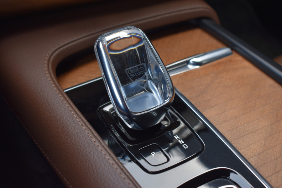 Volvo XC90 T8 AWD 390PK Plug-in Hybrid Inscription | Trekhaak | H&K | 360 Camera | ACC | 22"LMV | Stoelverwarming |