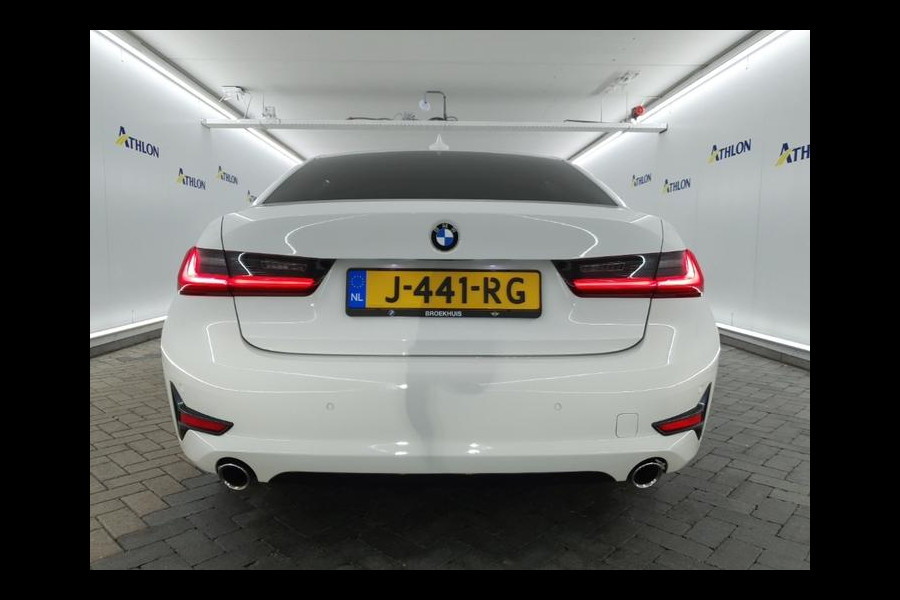 BMW 3 Serie 318i Aut. 156pk Executive Ed. | Panorama | Leder | Carplay | LED