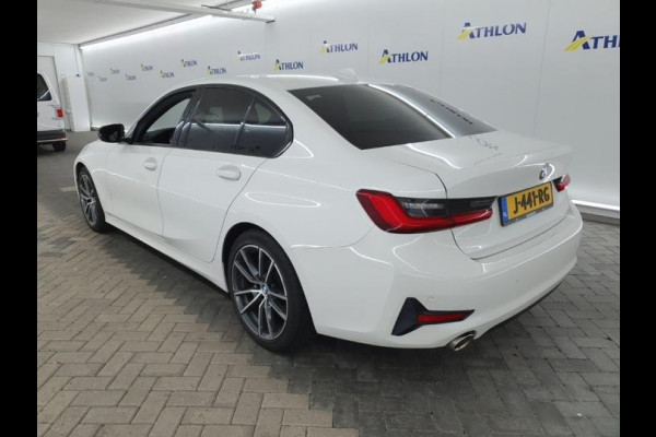BMW 3 Serie 318i Aut. 156pk Executive Ed. | Panorama | Leder | Carplay | LED