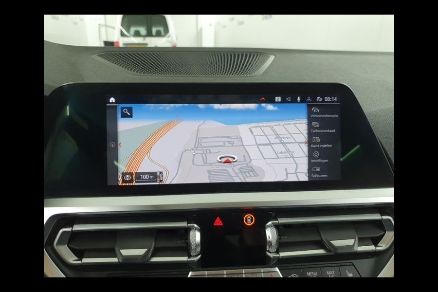 BMW 3 Serie 318i Aut. 156pk Executive Ed. | Panorama | Leder | Carplay | LED