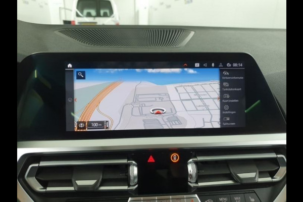 BMW 3 Serie 318i Aut. 156pk Executive Ed. | Panorama | Leder | Carplay | LED
