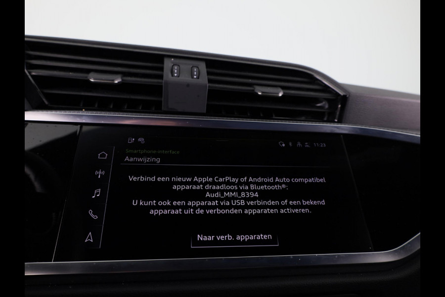 Audi Q3 45 TFSI e S edition 245pk | Navigatie | Stoelverwarming | 19 inch lichtmetalen velgen | 3 spaak afgevlakt stuurwiel