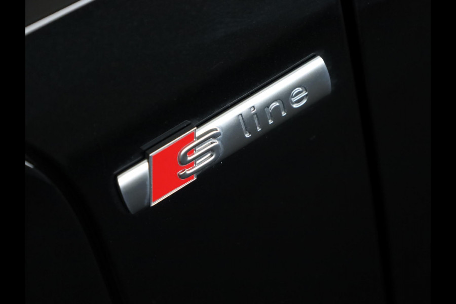 Audi Q3 45 TFSI e S edition 245pk | Navigatie | Stoelverwarming | 19 inch lichtmetalen velgen | 3 spaak afgevlakt stuurwiel