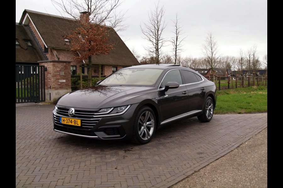 Volkswagen Arteon 2.0 TSI Business R Exclusive Elektrisch glazen Panorama-dak | 2X R-Line | Virtual Cockpit | Camera | Apple Carplay |