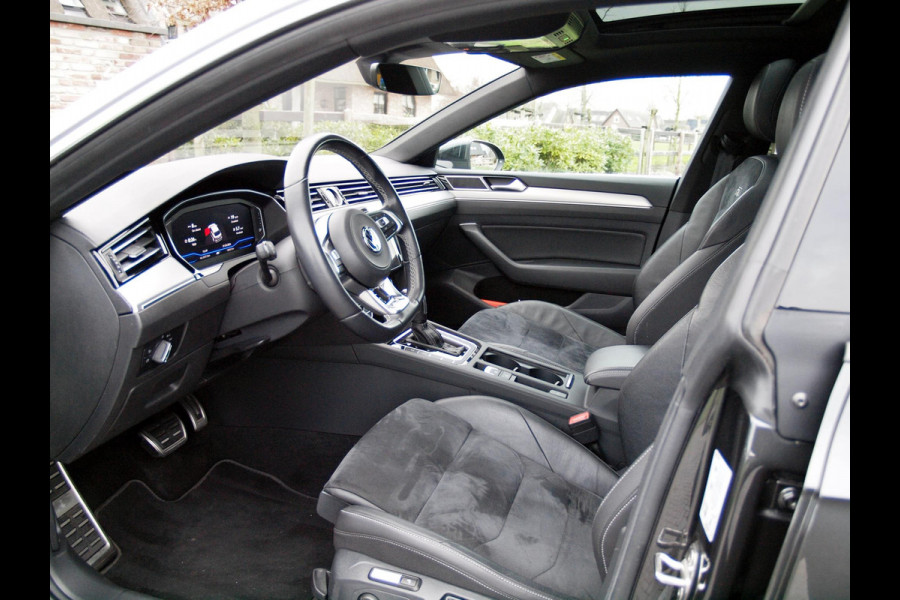 Volkswagen Arteon 2.0 TSI Business R Exclusive Elektrisch glazen Panorama-dak | 2X R-Line | Virtual Cockpit | Camera | Apple Carplay |