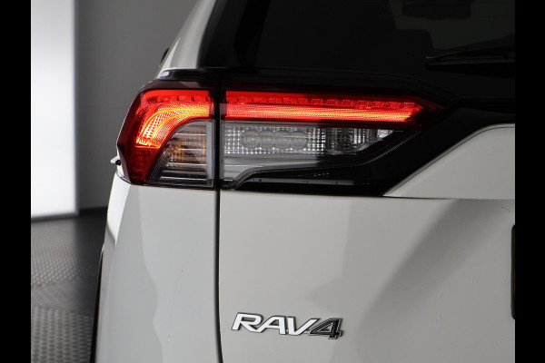 Toyota RAV4 2.5 HYBRID BI-TONE EDITION GARANTIE 2031 ! TREKHAAK.CARPLAY NAVI.CAMERA.100% ONDERHOUDEN