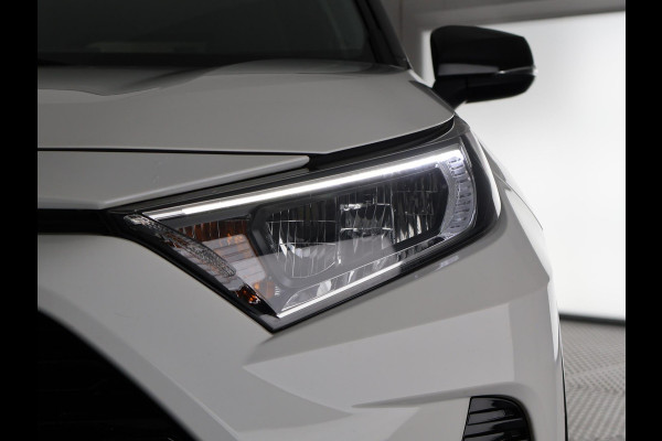Toyota RAV4 2.5 HYBRID BI-TONE EDITION GARANTIE 2031 ! TREKHAAK.CARPLAY NAVI.CAMERA.100% ONDERHOUDEN
