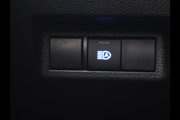 Toyota RAV4 2.5 HYBRID BI-TONE EDITION GARANTIE 2031 ! TREKHAAK.CARPLAY NAVI.CAMERA.100% ONDERHOUDEN