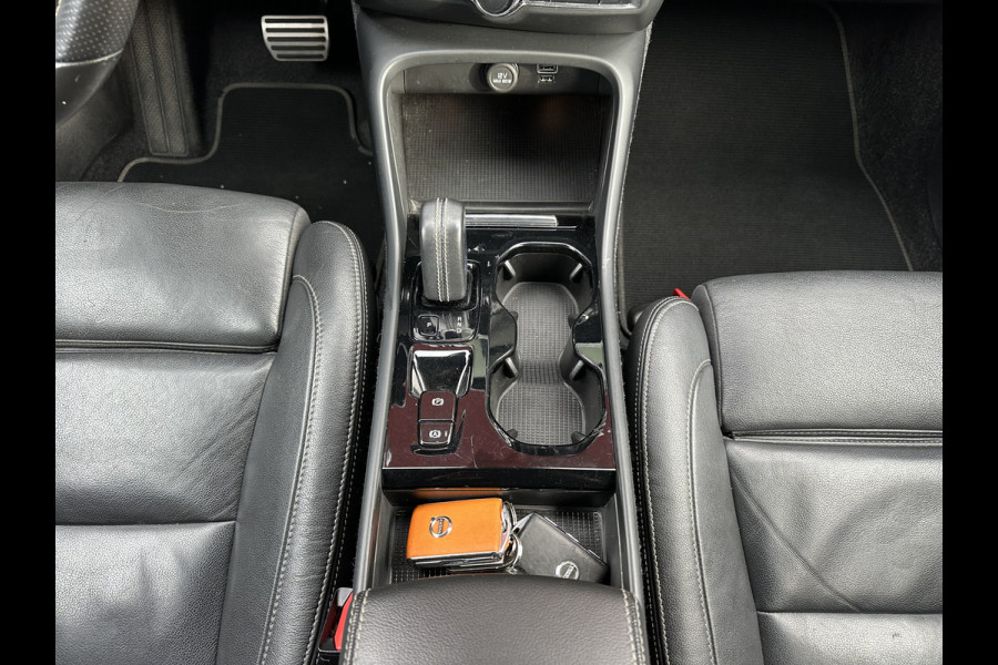 Volvo XC40 1.5 T5 Recharge R-Design | Leder | Electr Trekhaak 1800kg | Stoelverwarming | Navi | occasion