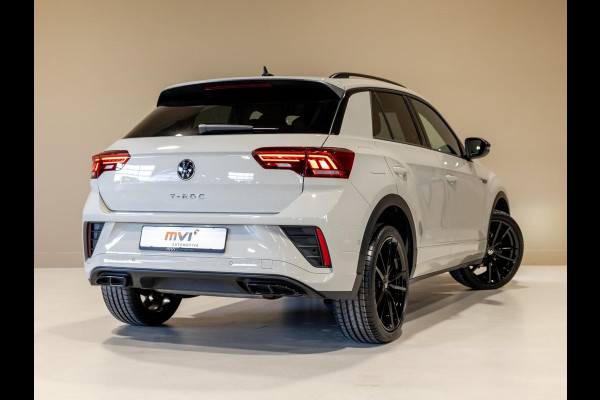 Volkswagen T-Roc 1.5 TSI R-Line Blackstyle / 150pk / Stoel en stuur verwarming / Achteruitrij camera / Keyless /