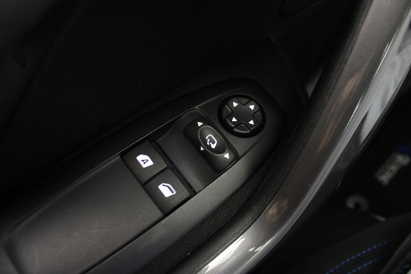 Peugeot 2008 1.2 PureTech Allure |Navi|