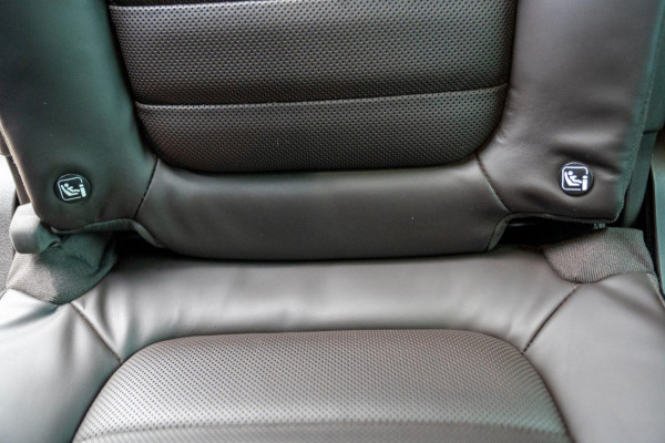 Renault Espace 1.8 TCe Initiale Paris 7 persoons|Prijs rijklaar incl. 12 mnd garantie|Trekhaak NAV PDC Camera Leder Pano LMV