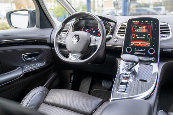 Renault Espace 1.8 TCe Initiale Paris 7 persoons|Prijs rijklaar incl. 12 mnd garantie|Trekhaak NAV PDC Camera Leder Pano LMV