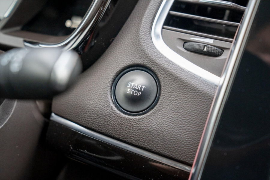 Renault Espace 1.8 TCe Initiale Paris 7 persoons|Prijs rijklaar incl. 12 mnd garantie|Trekhaak NAV PDC Camera Leder Pano LMV