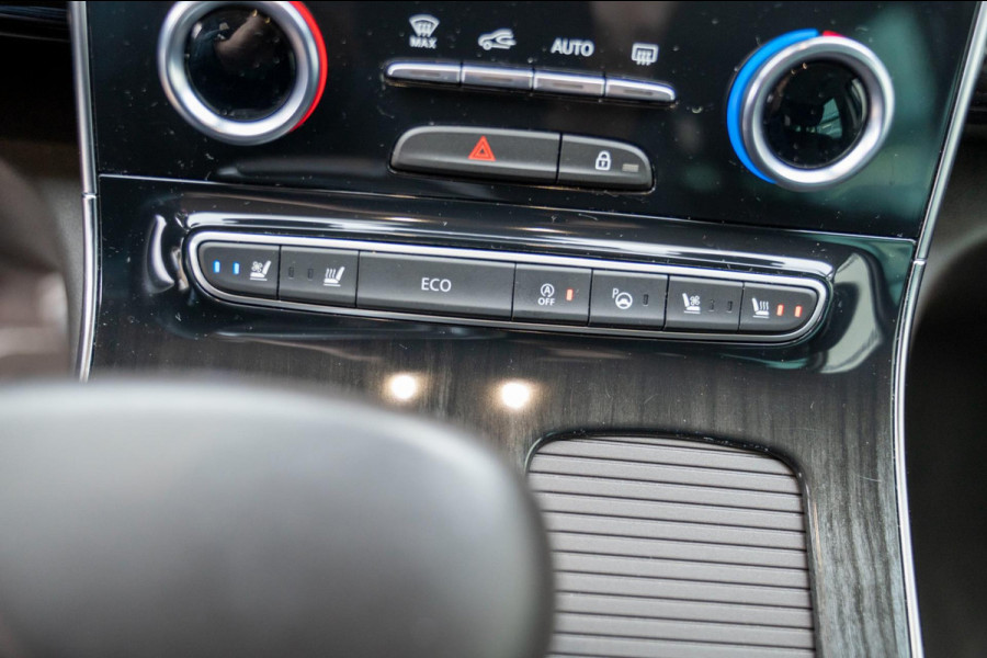 Renault Espace 1.8 TCe Initiale Paris 7 persoons|Prijs rijklaar incl. 12 mnd garantie|Trekhaak NAV PDC Camera Leder Pano LMV