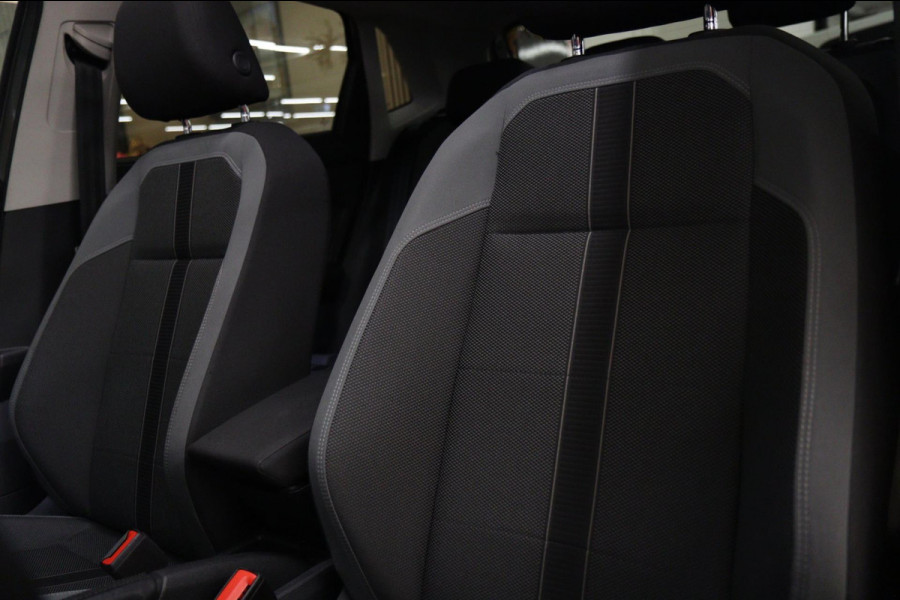 Volkswagen Polo 1.0 TSI Highline NAP/PANO/VIRTUAL/CARPLAY/BEATSSOUND/SFEERVER/VOL