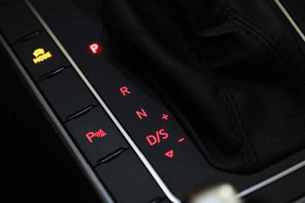 Volkswagen Polo 1.0 TSI Highline NAP/PANO/VIRTUAL/CARPLAY/BEATSSOUND/SFEERVER/VOL