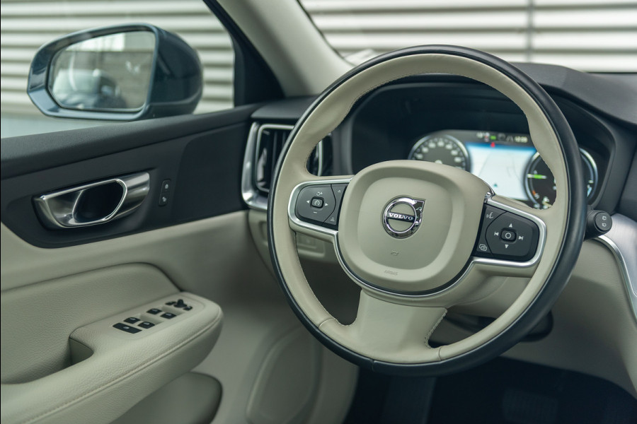 Volvo V60 T6 Aut. Plug-in Hybrid Inscription Leder ACC Panoramadak 340pk