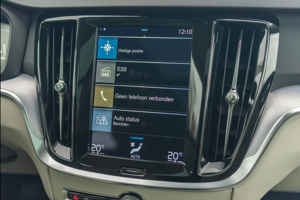 Volvo V60 T6 Aut. Plug-in Hybrid Inscription Leder ACC Panoramadak 340pk