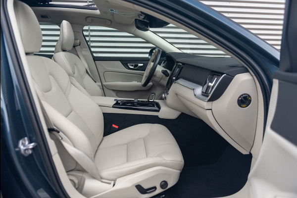 Volvo V60 T6 Aut. Plug-in Hybrid Inscription Leder ACC Panoramadak 340pk