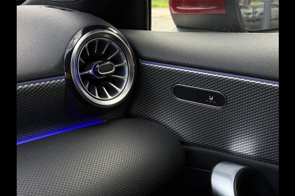 Mercedes-Benz A-Klasse 250e Aut. Hybrid Sol. Luxury | Navi | Camera | Leder | Sfeer Verlichting |