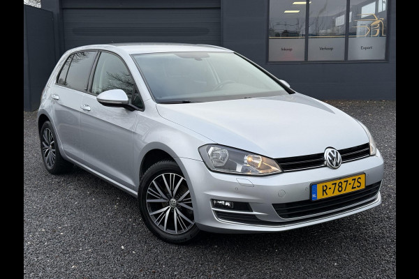 Volkswagen Golf 1.2 TSI Trendline 2e Eigenaar,Clima,Cruise,Lm velgen,Pdc V+A,Stoelverwarming,N.A.P,Weinig Km,Nieuwe Apk bij Aflevering