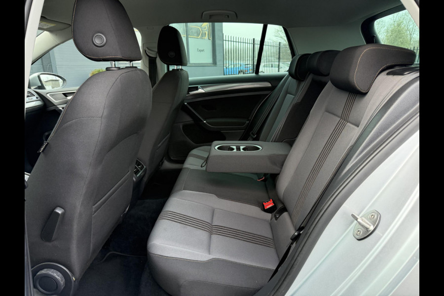 Volkswagen Golf 1.2 TSI Trendline 2e Eigenaar,Clima,Cruise,Lm velgen,Pdc V+A,Stoelverwarming,N.A.P,Weinig Km,Nieuwe Apk bij Aflevering