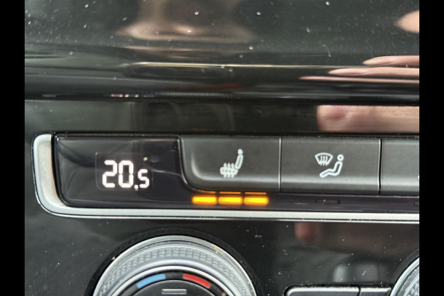 Volkswagen Golf 1.2 TSI Trendline 2e Eigenaar,Clima,Cruise,Lm velgen,Pdc V+A,Stoelverwarming,N.A.P,Weinig Km,Nieuwe Apk bij Aflevering