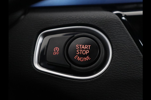 BMW X1 sDrive20i M Sport | Panoramadak | Stoelverwarming | Trekhaak | Head-Up | Harman/Kardon | Carplay | Camera | Sportstoelen | Full LED | Navigatie | Climate control