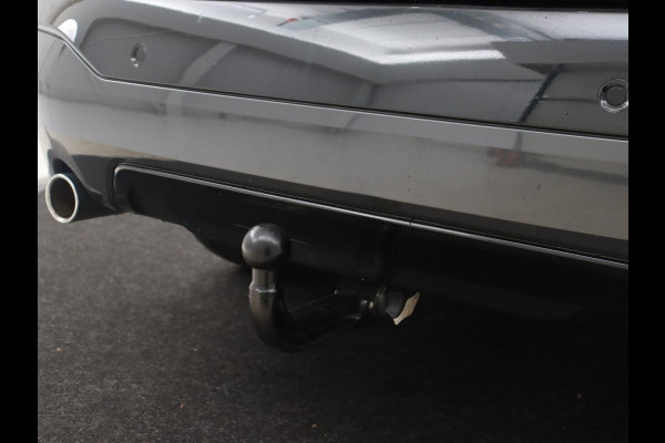 BMW X1 sDrive20i M Sport | Panoramadak | Stoelverwarming | Trekhaak | Head-Up | Harman/Kardon | Carplay | Camera | Sportstoelen | Full LED | Navigatie | Climate control