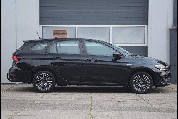 Fiat Tipo Stationwagon 1.5 Hybrid Street Automaat