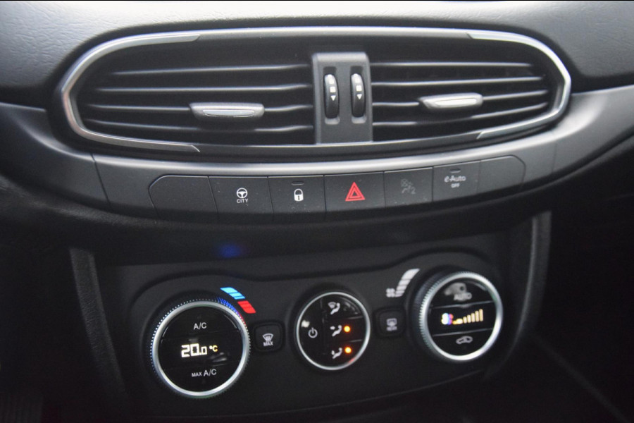 Fiat Tipo Stationwagon 1.5 Hybrid Street Automaat