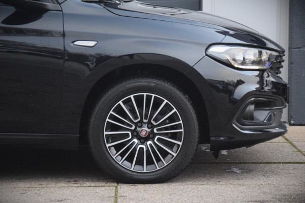 Fiat Tipo Stationwagon 1.5 Hybrid Street Automaat