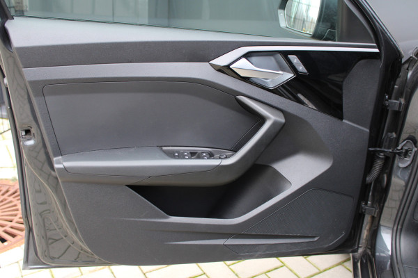 Audi A1 Sportback 25 TFSI Advanced edition | CARPLAY | PDC | VIRTUAL | AUTOMAAT |