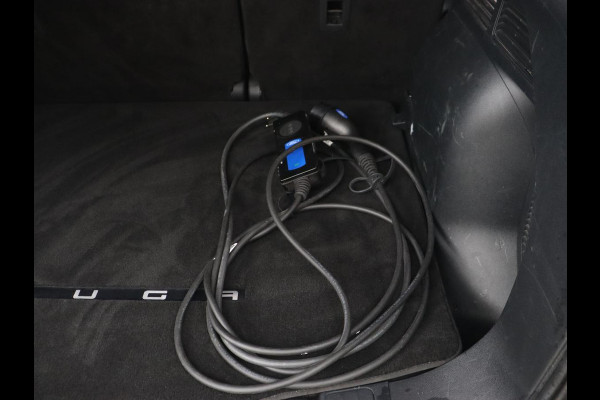 Ford Kuga 2.5 PHEV ST-Line | Trekhaak | Adaptive cruise | Carplay | 360 Camera | Navigatie | Park Assist | Dodehoek detectie | Keyless | Climate control | Bluetooth